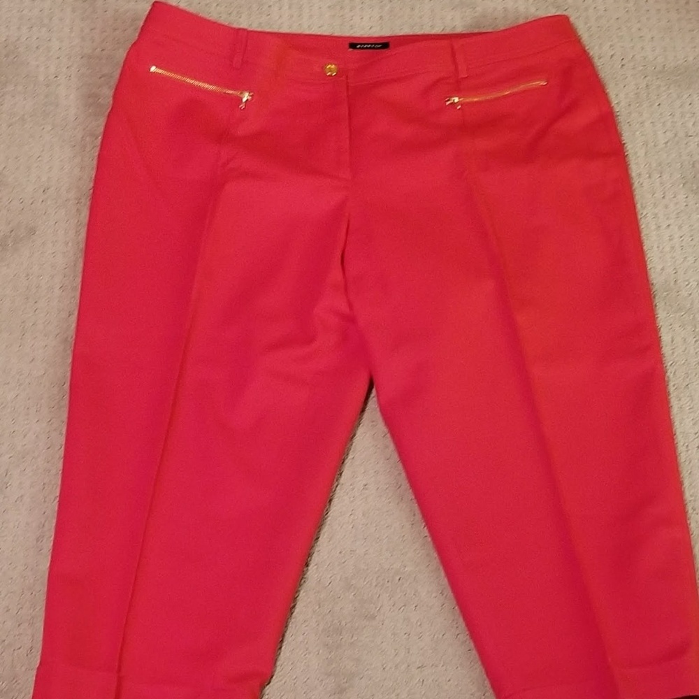 Jones New York Red Capri Pants